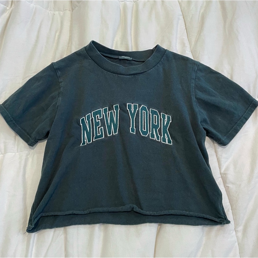 brandy melville new york crop tee